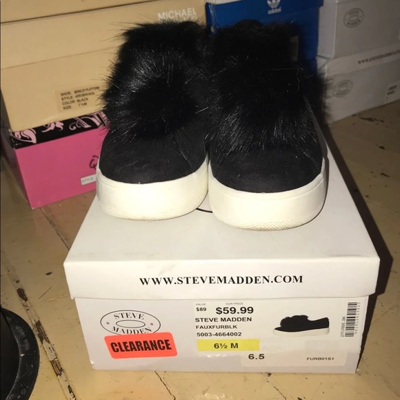 Steve Madden slip on shoes - Picture 1 of 4